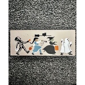 The Cat's Meow Village 1994 Trick or Treaters Halloween Wood Shelf Sitter Faline